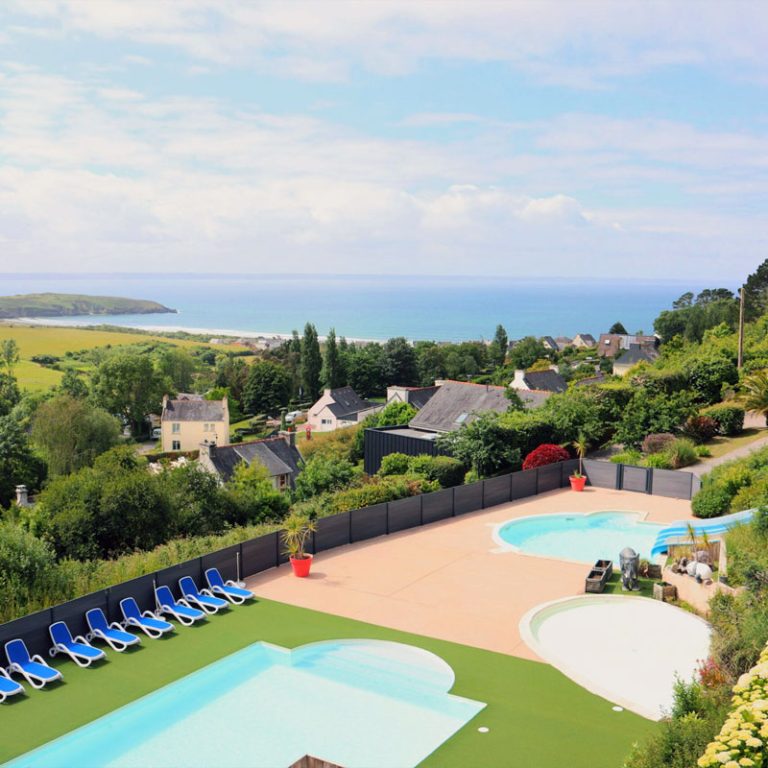 Piscine avec vue mer à Crozon
